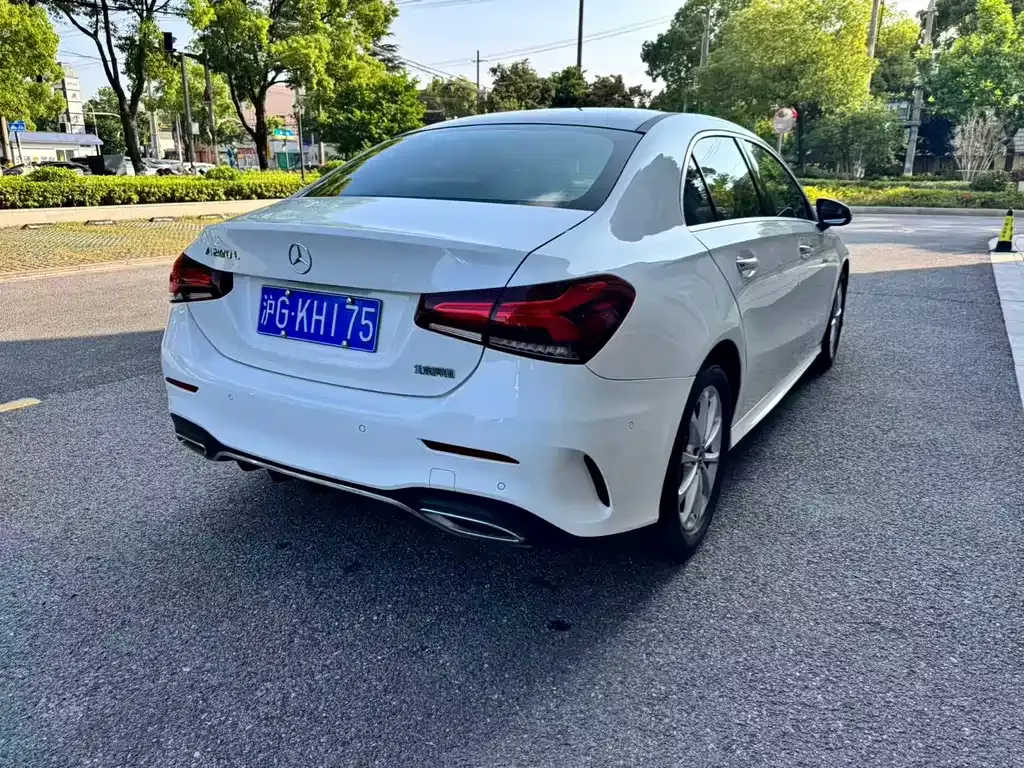 Mercedes-Benz A-Class — фото 10