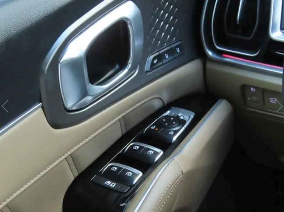 Kia Sorento — фото 8