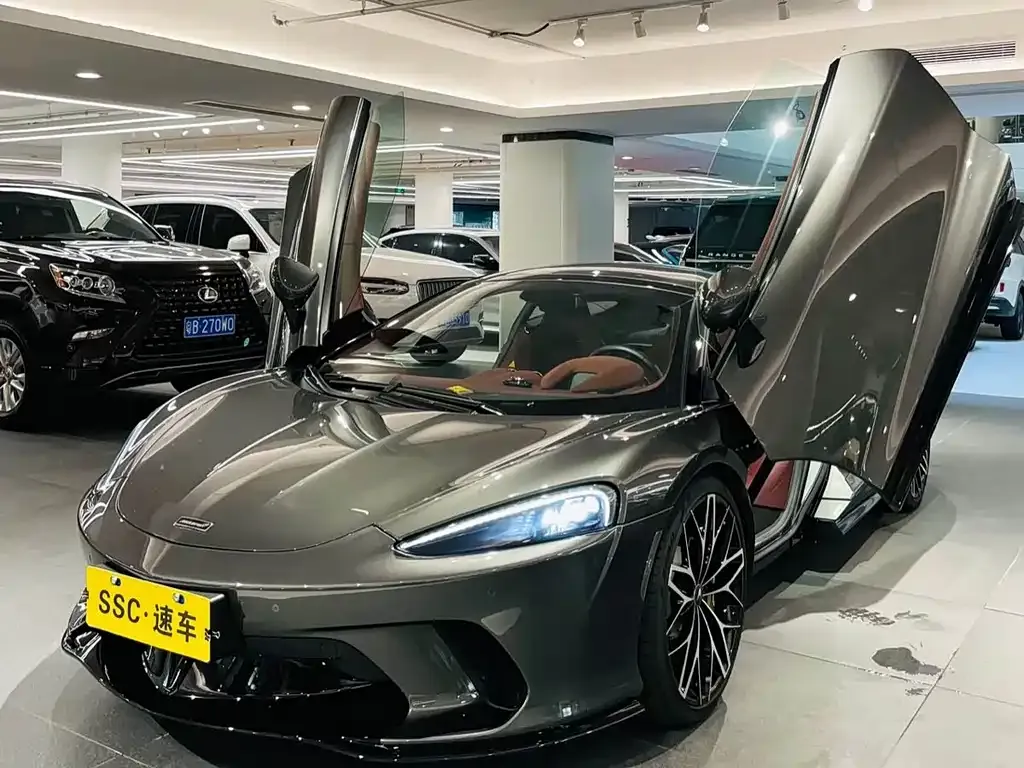 McLaren GT — фото 1
