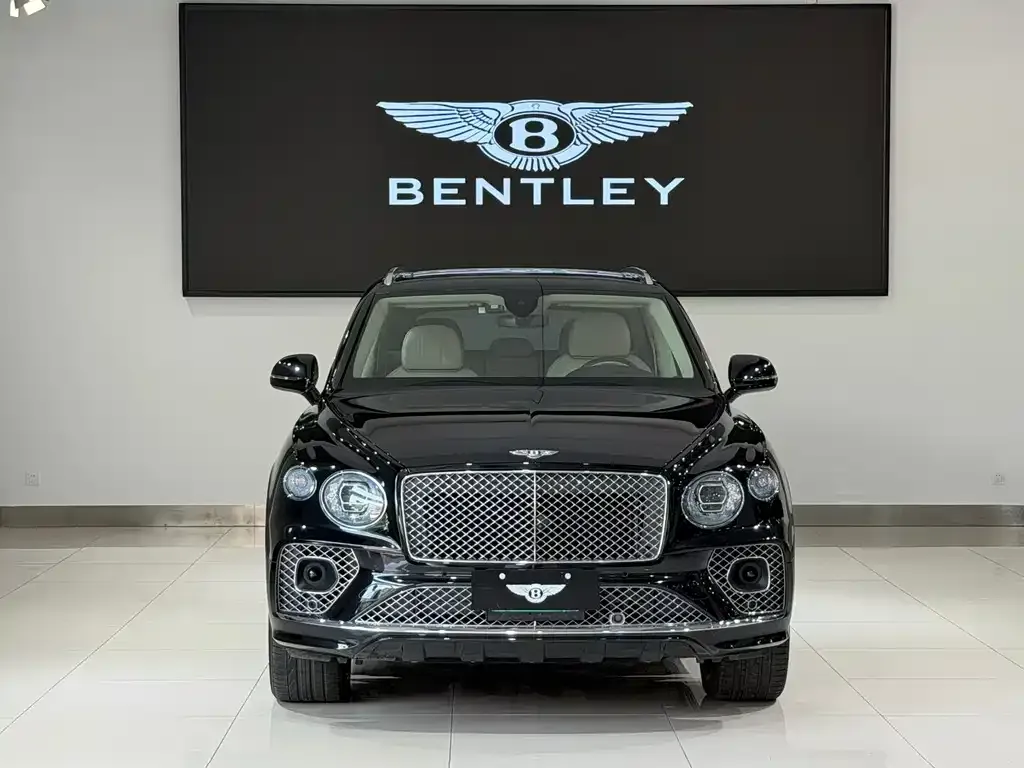 Bentley Bentayga PHEV — фото 8