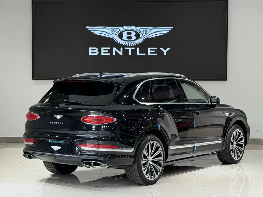 Bentley Bentayga PHEV — фото 7