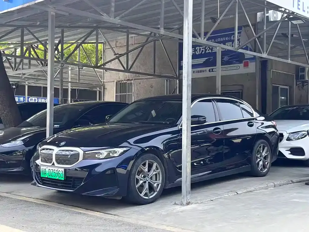 BMW i3 — фото 1