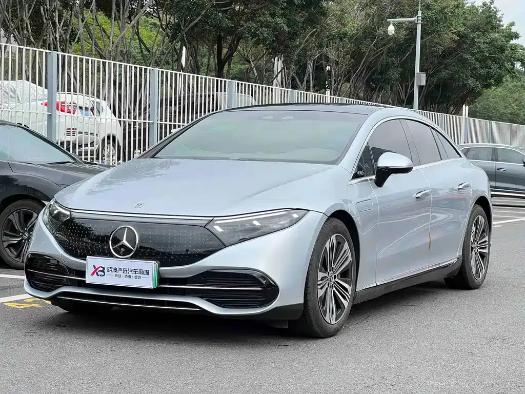 Mercedes-Benz EQS — фото 1