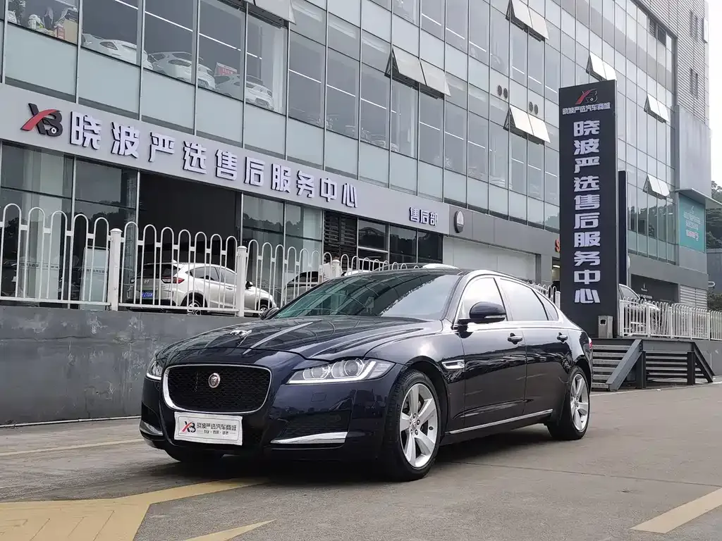 Jaguar XFL — фото 1