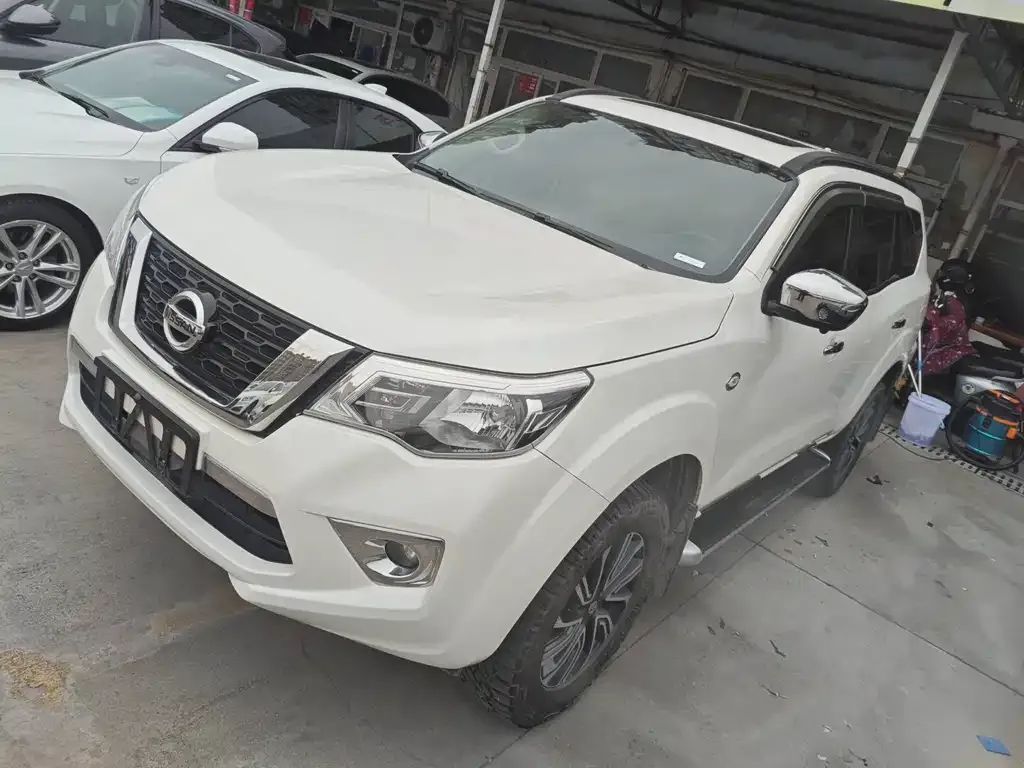 Nissan Terra — фото 1