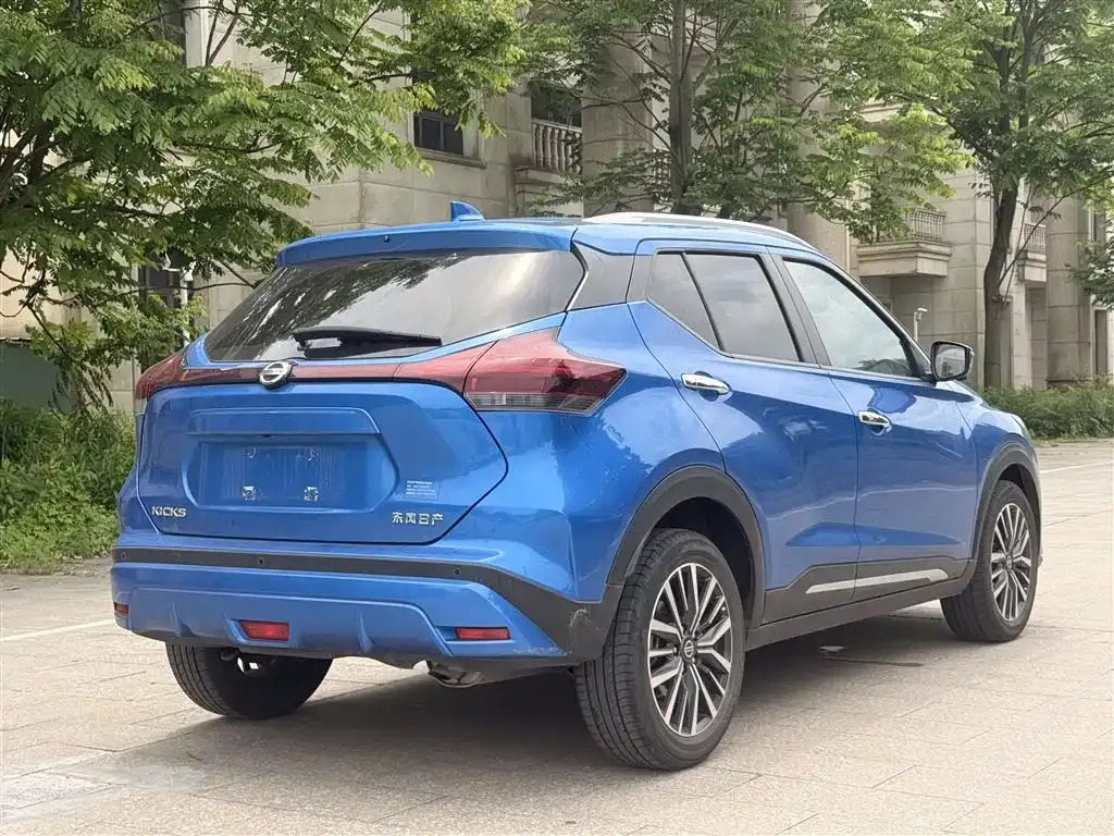 Nissan Kicks — фото 7