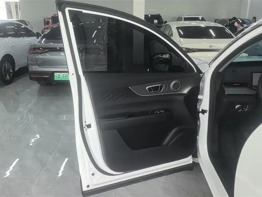 Chery Tiggo 8 PLUS C-DM — фото 8
