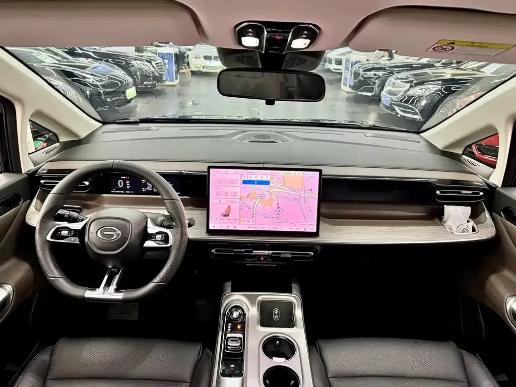 GAC Motor Trumpchi E8 — фото 5