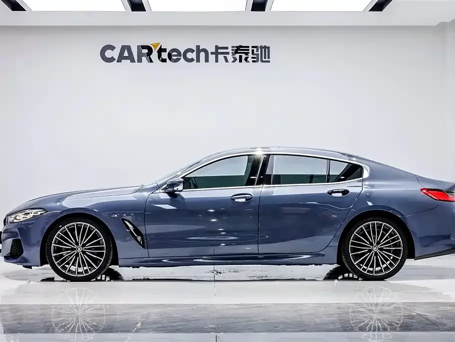 BMW 8 Series — фото 8