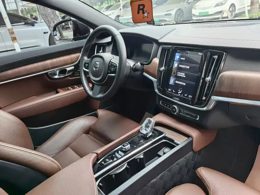 Volvo S90 — фото 6