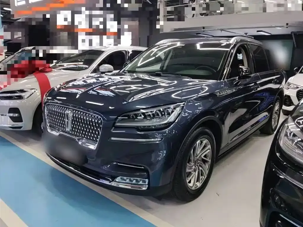 Lincoln Aviator — фото 1