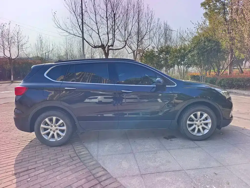 Buick Envision Plus — фото 10