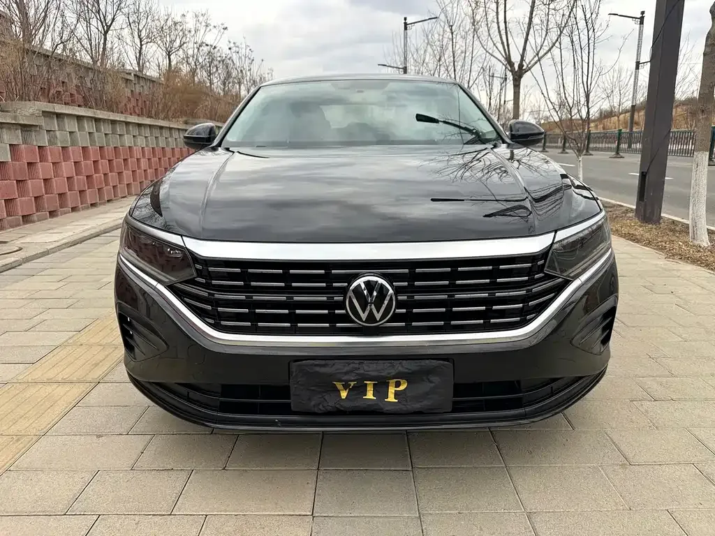 Volkswagen Passat — фото 10