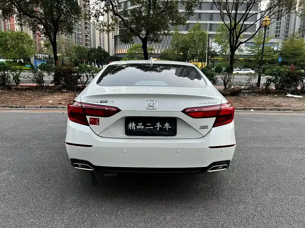 Honda Inspire — фото 2
