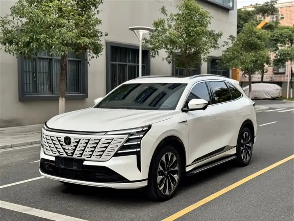 Changan CS75PLUS — фото 10