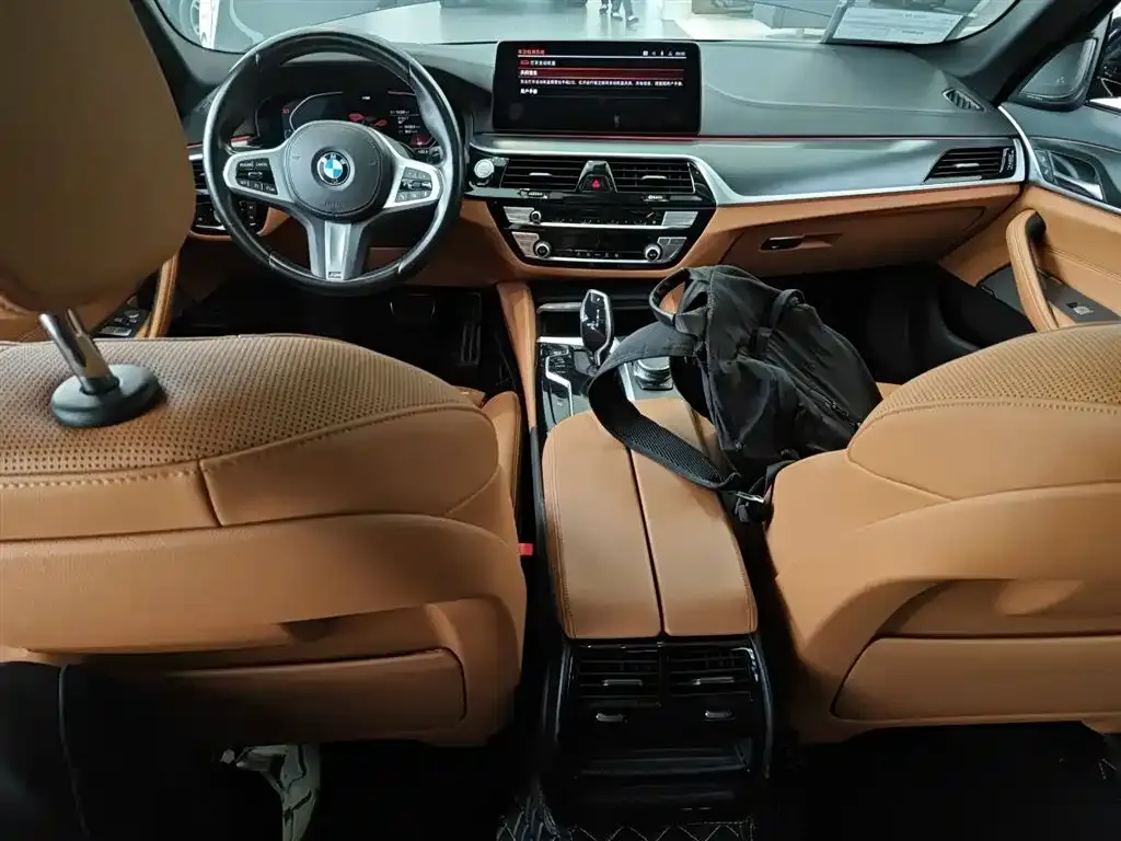 BMW 5 Series (Import) — фото 2