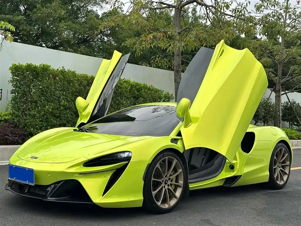 McLaren Artura — фото 8