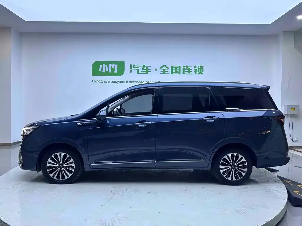 Wuling Jiachen — фото 4