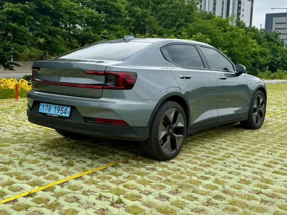 Polestar Polestar 2 — фото 2