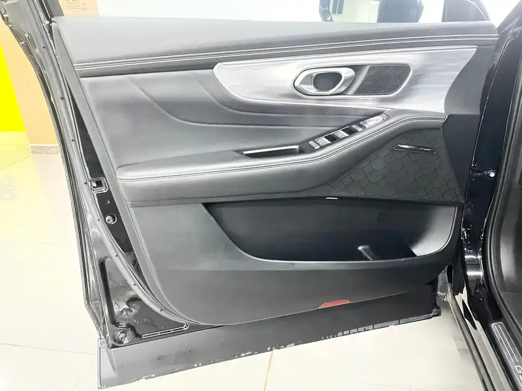 GAC Motor Trumpchi GS8 — фото 2