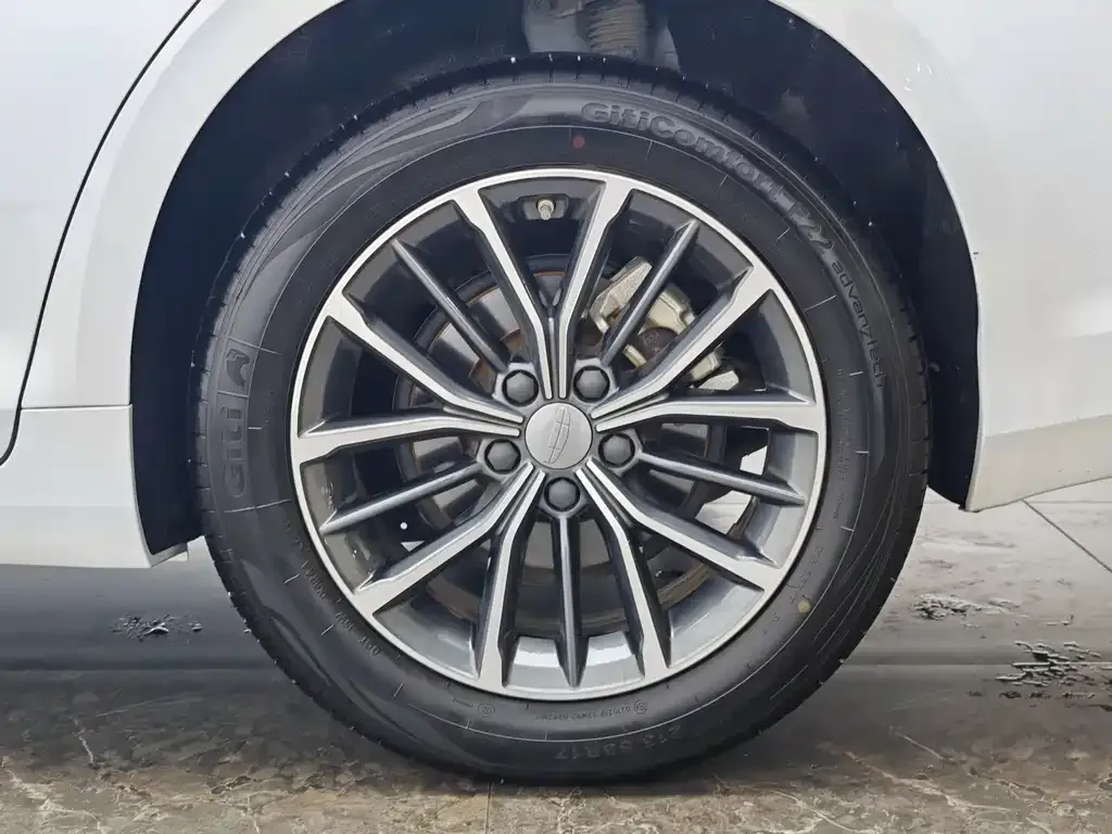 Geely Xingrui — фото 10