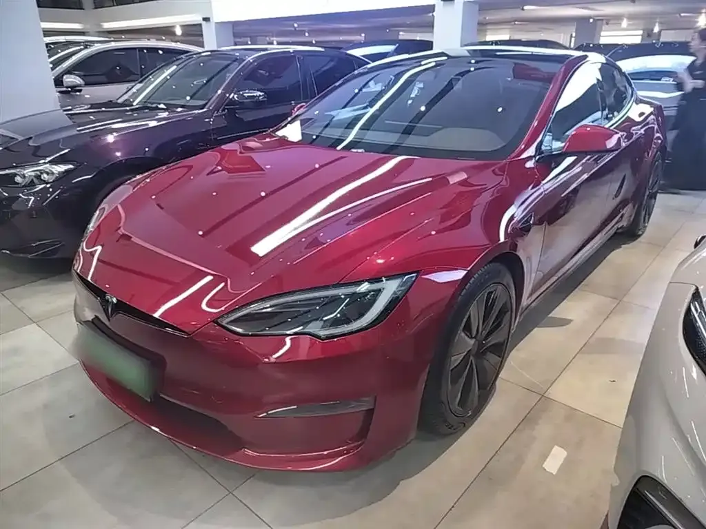 Tesla Model S — фото 9