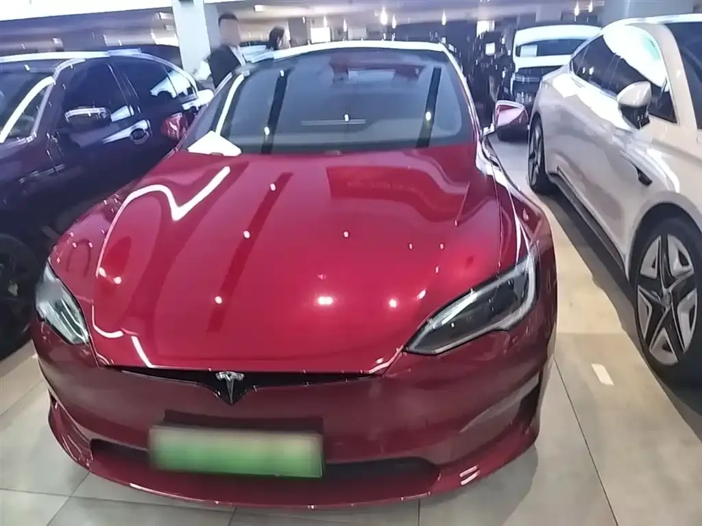 Tesla Model S — фото 5