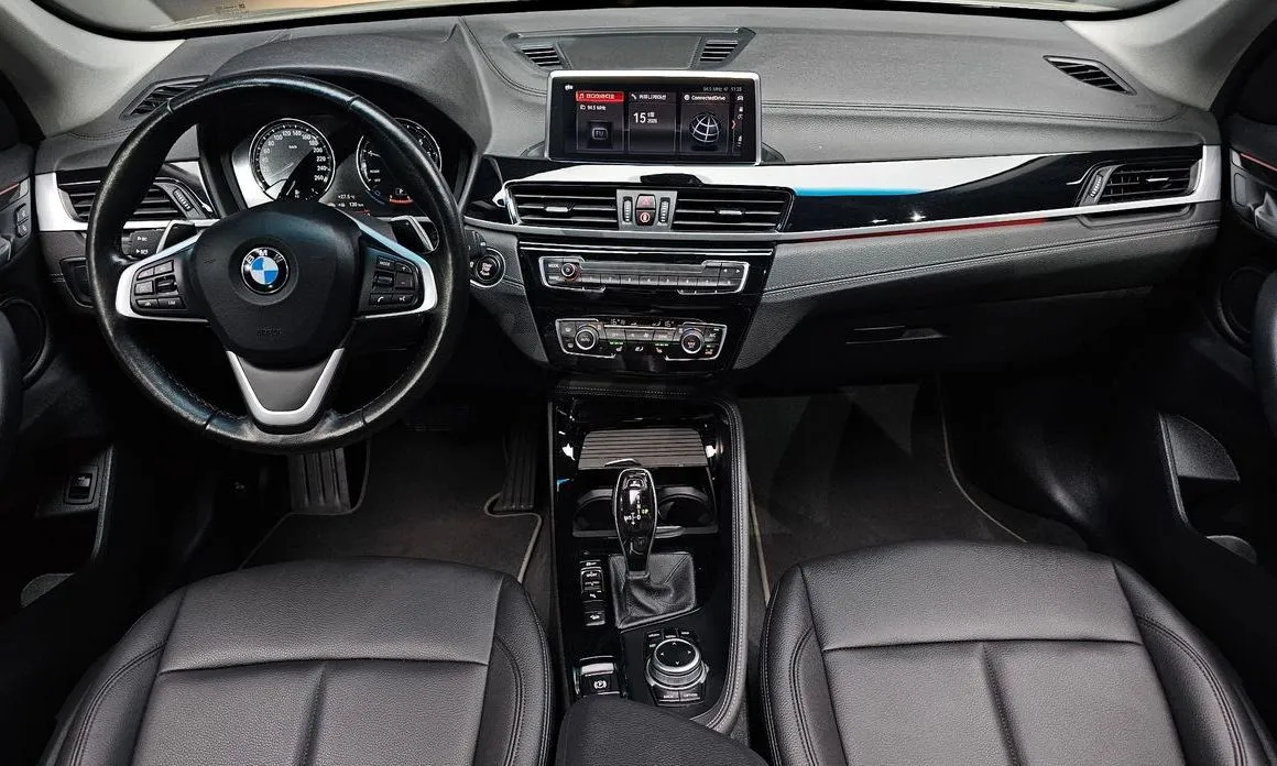 BMW X1 — фото 9