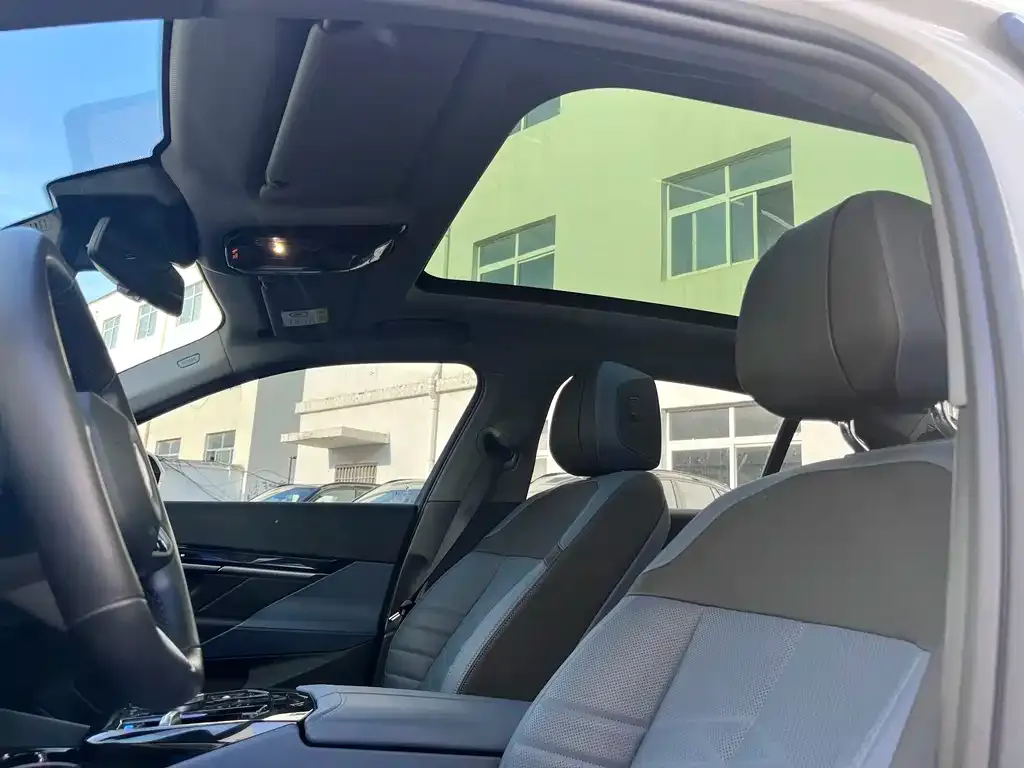 BMW i5 — фото 4