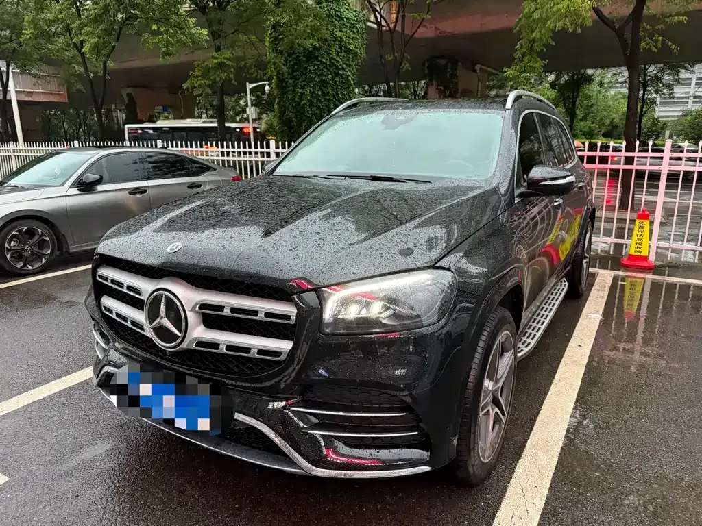 Mercedes-Benz GLS — фото 1