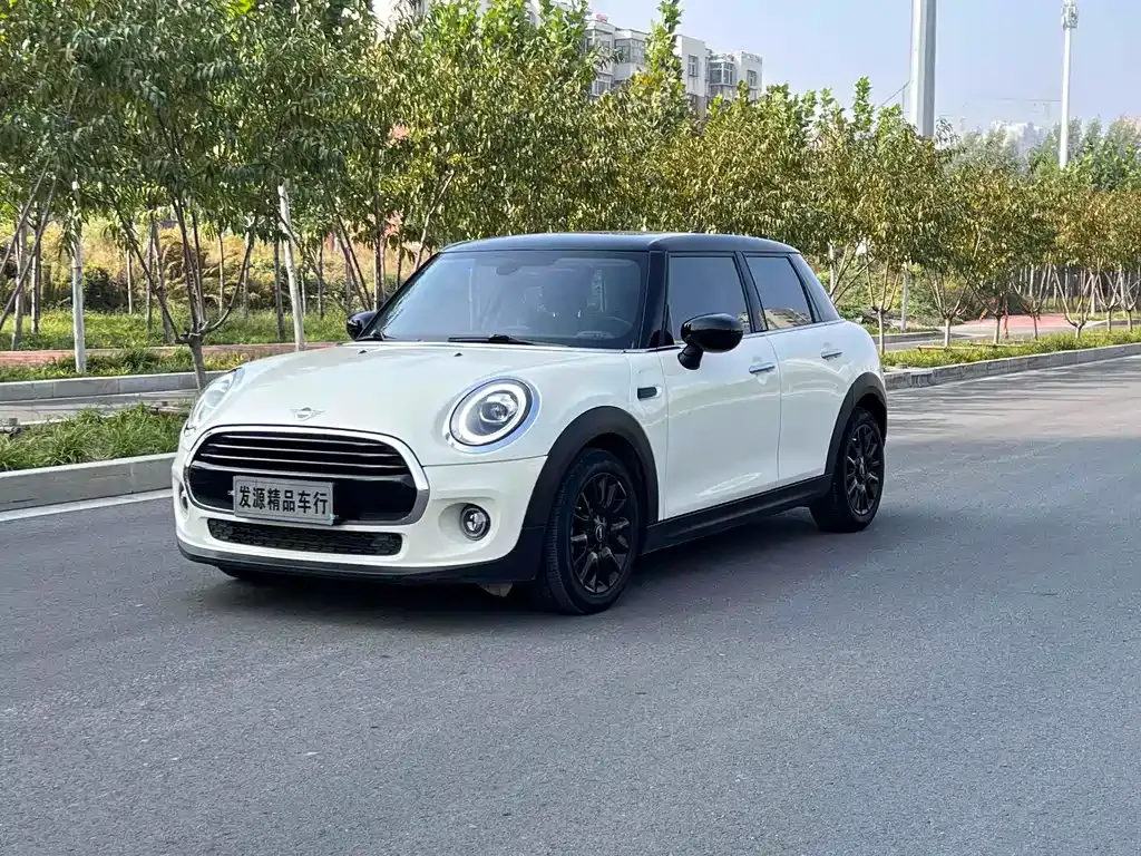 MINI Cooper (3-door) — фото 1