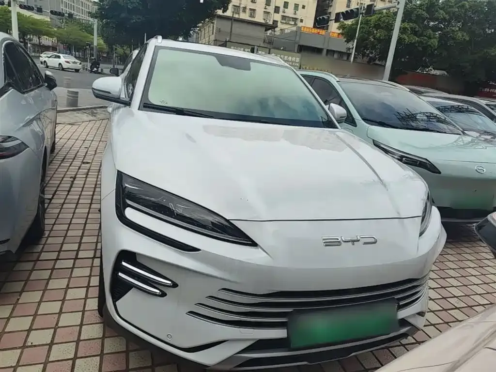 BYD PLUS New Energy — фото 6