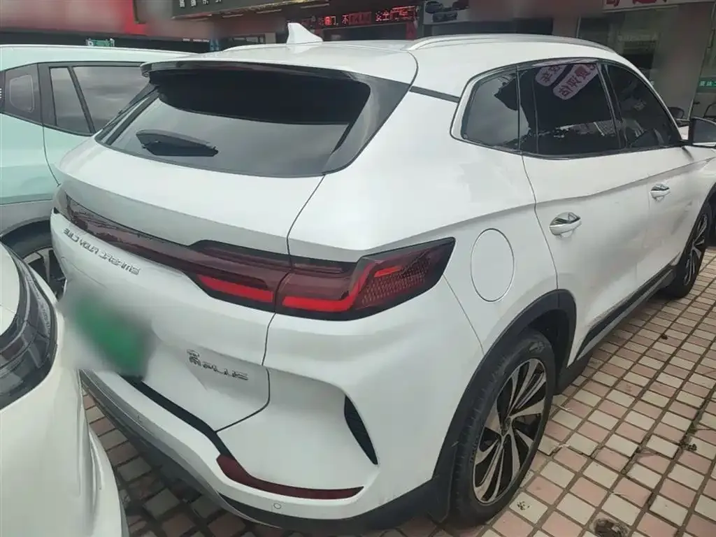 BYD PLUS New Energy — фото 10