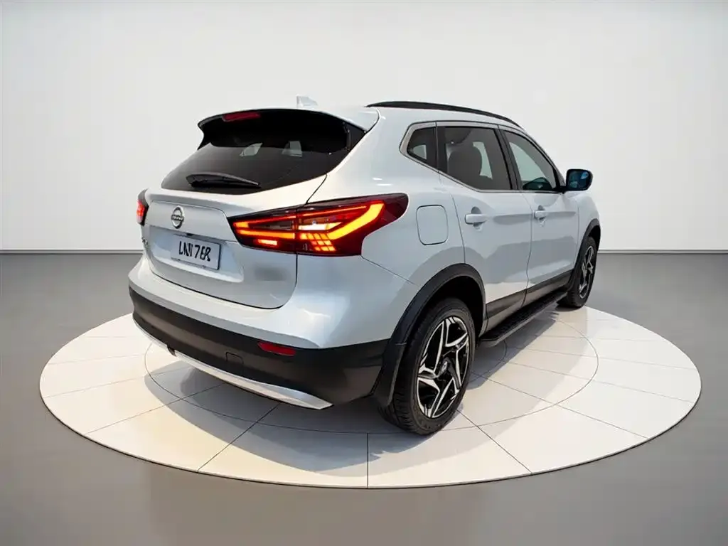 Nissan Qashqai — фото 3