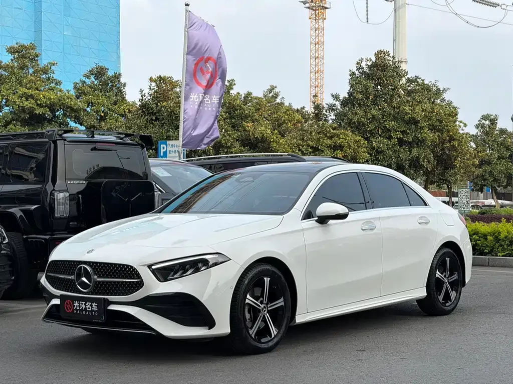 Mercedes-Benz A-Class — фото 10