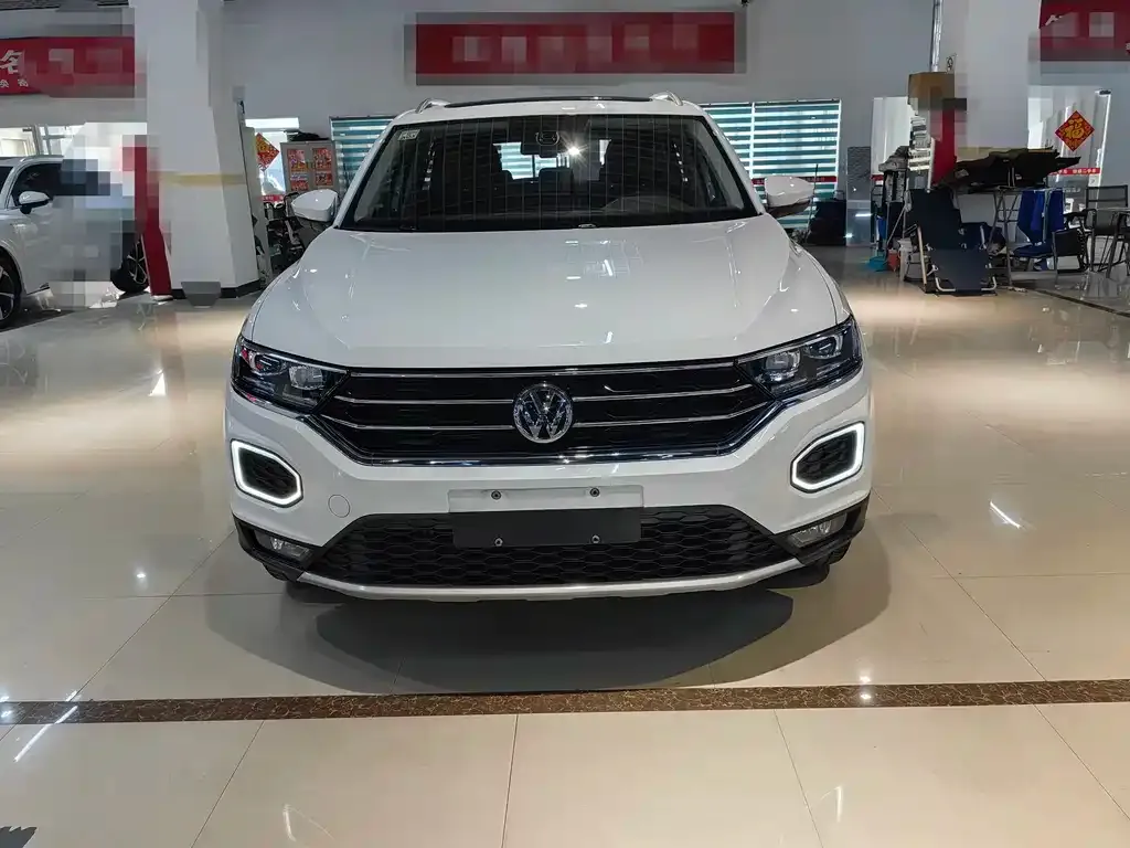 Volkswagen T-Roc — фото 4