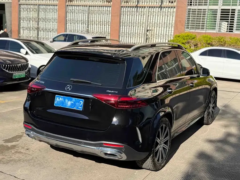 Mercedes-Benz GLE — фото 10