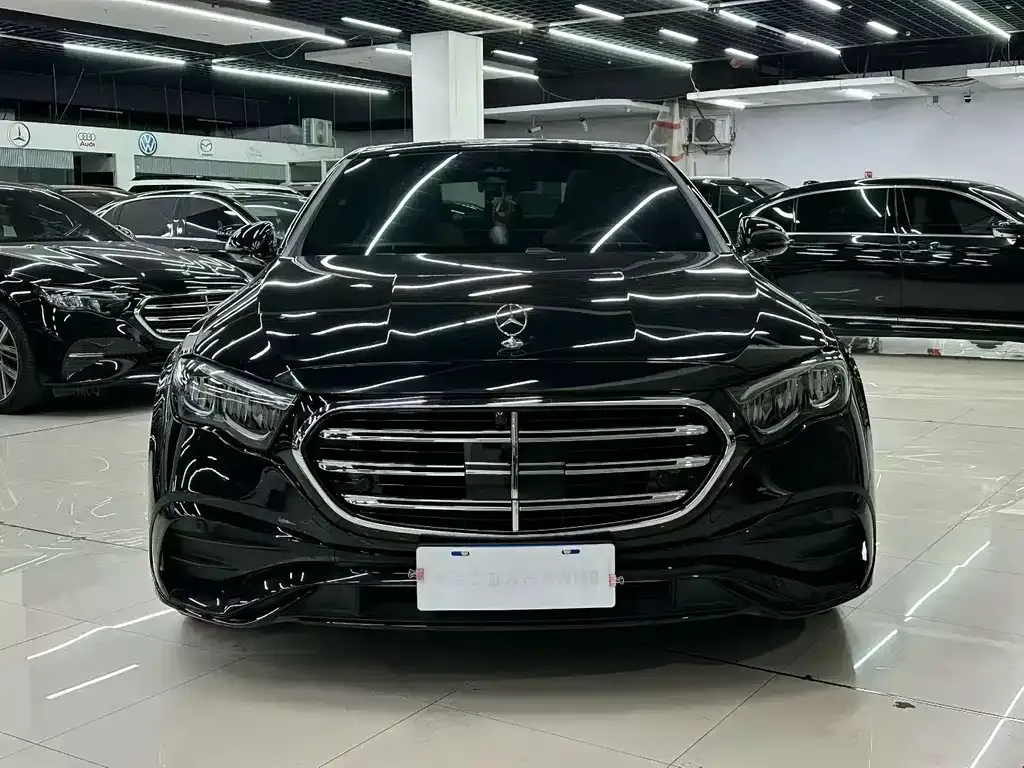 Mercedes-Benz E-Class (Import) — фото 10