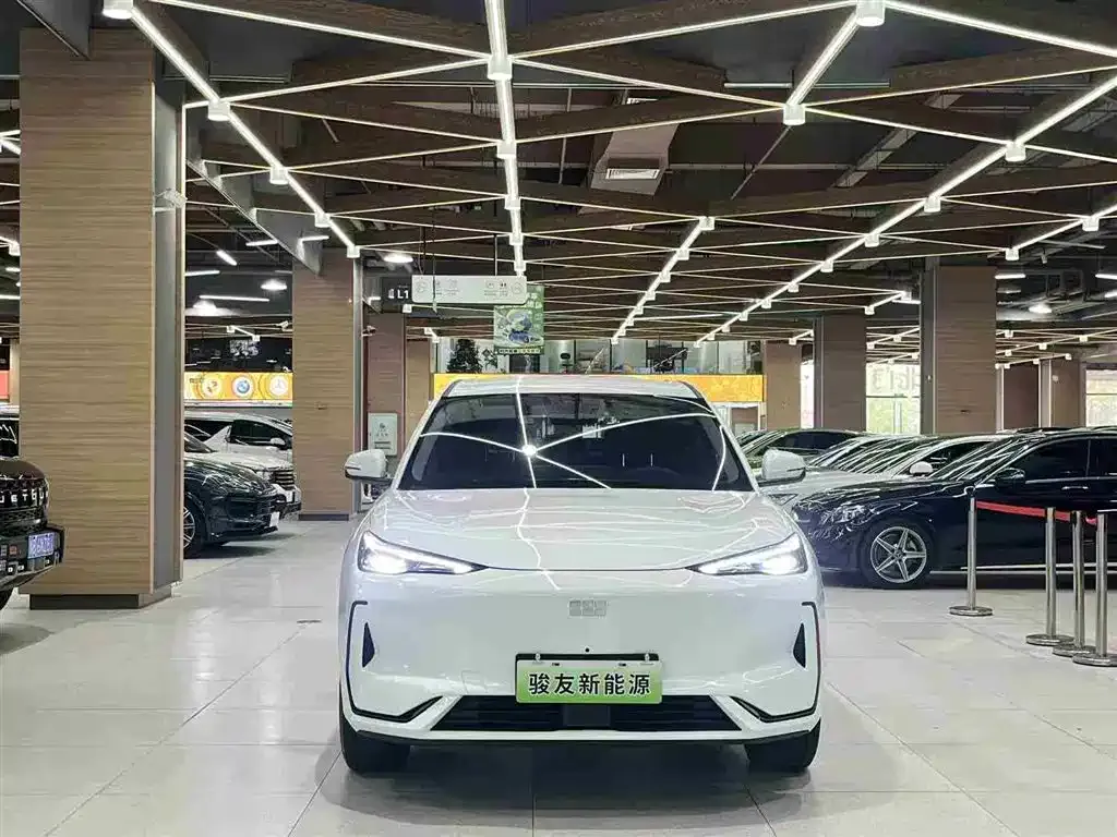 Geely Galaxy E5 — фото 10