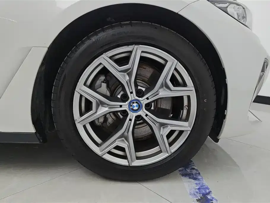 BMW i3 — фото 10