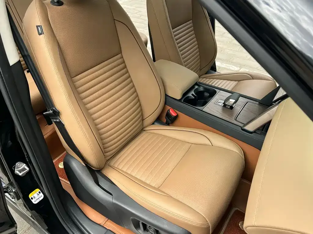 Land Rover Discovery Sport — фото 2