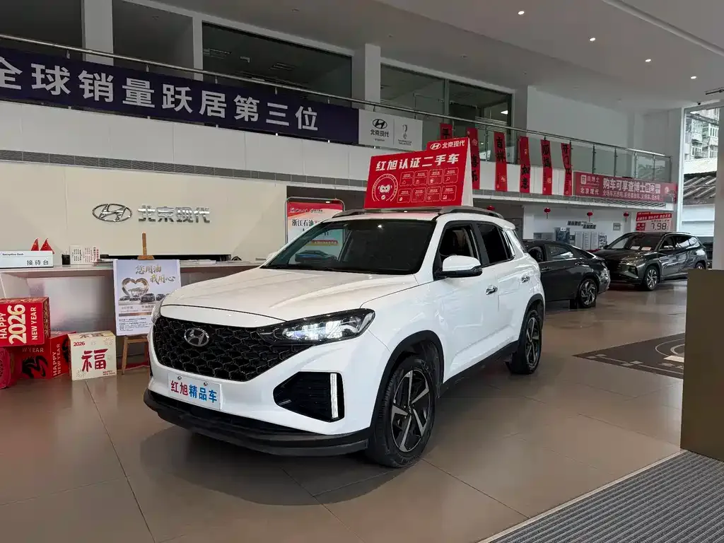 Hyundai ix35 — фото 1