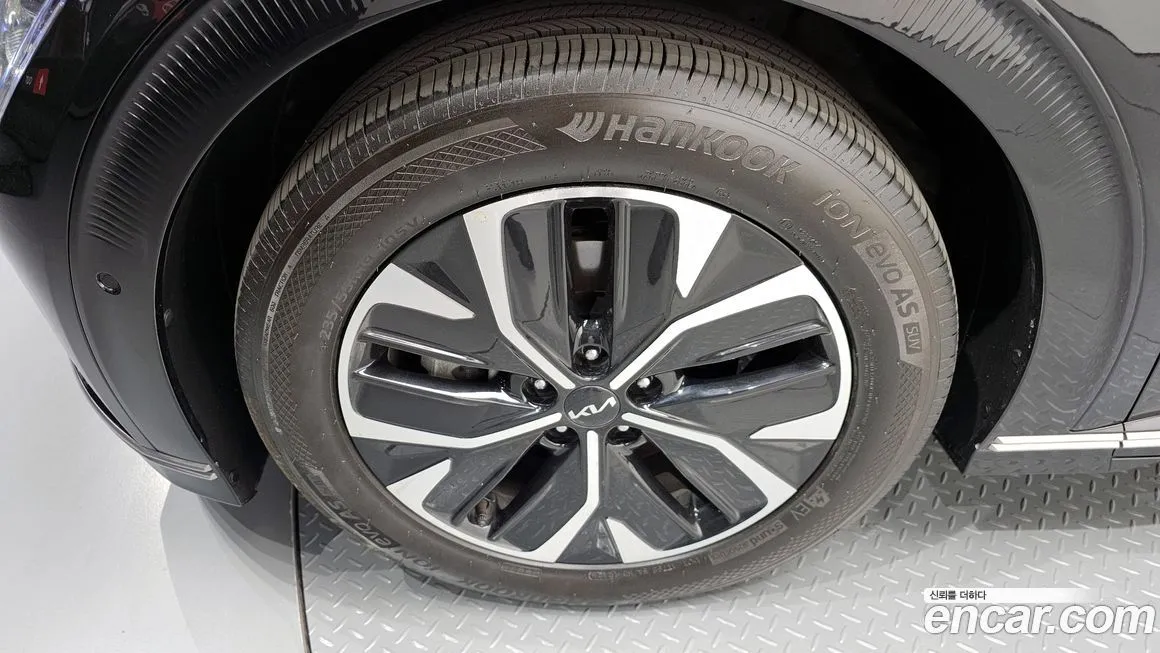 Kia EV6 — фото 2