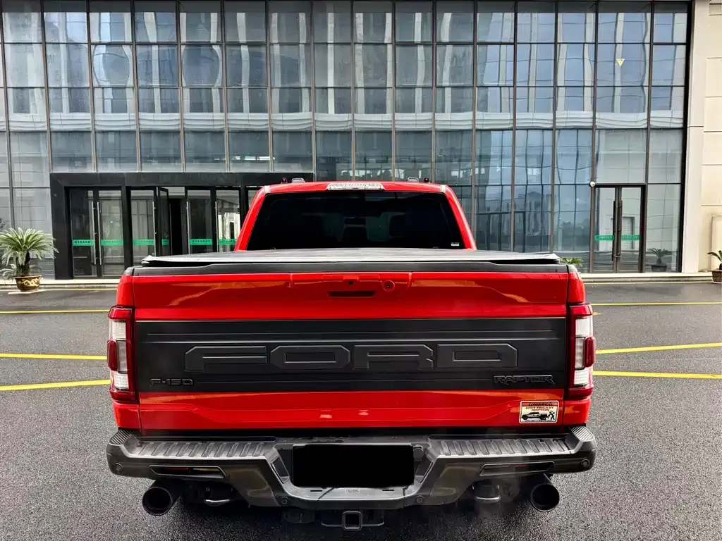 Ford F-150 Raptor — фото 6
