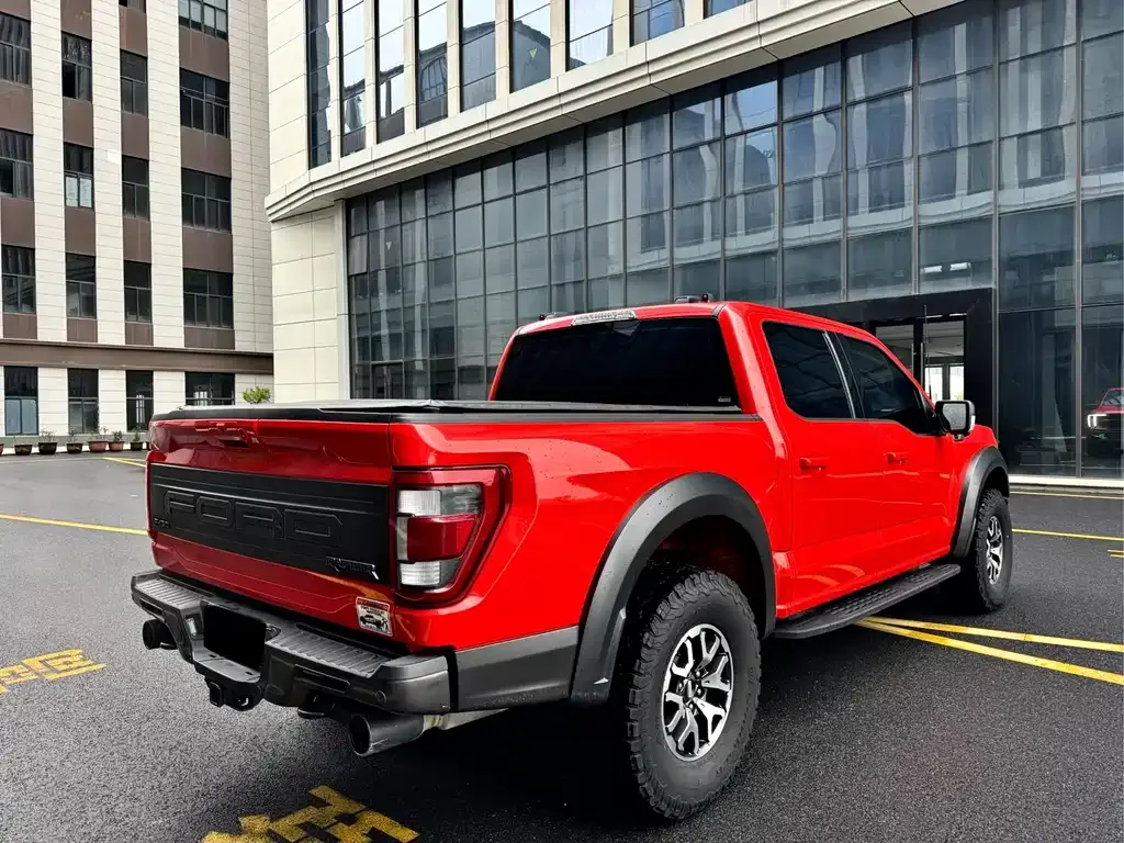 Ford F-150 Raptor — фото 9
