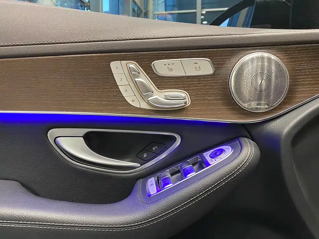 Mercedes-Benz GLC — фото 10