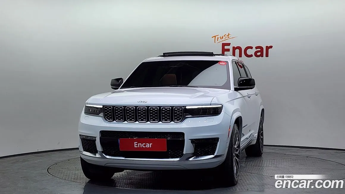 Jeep Cherokee — фото 10
