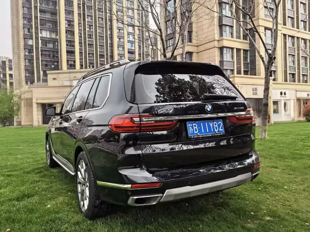 BMW X7 — фото 5