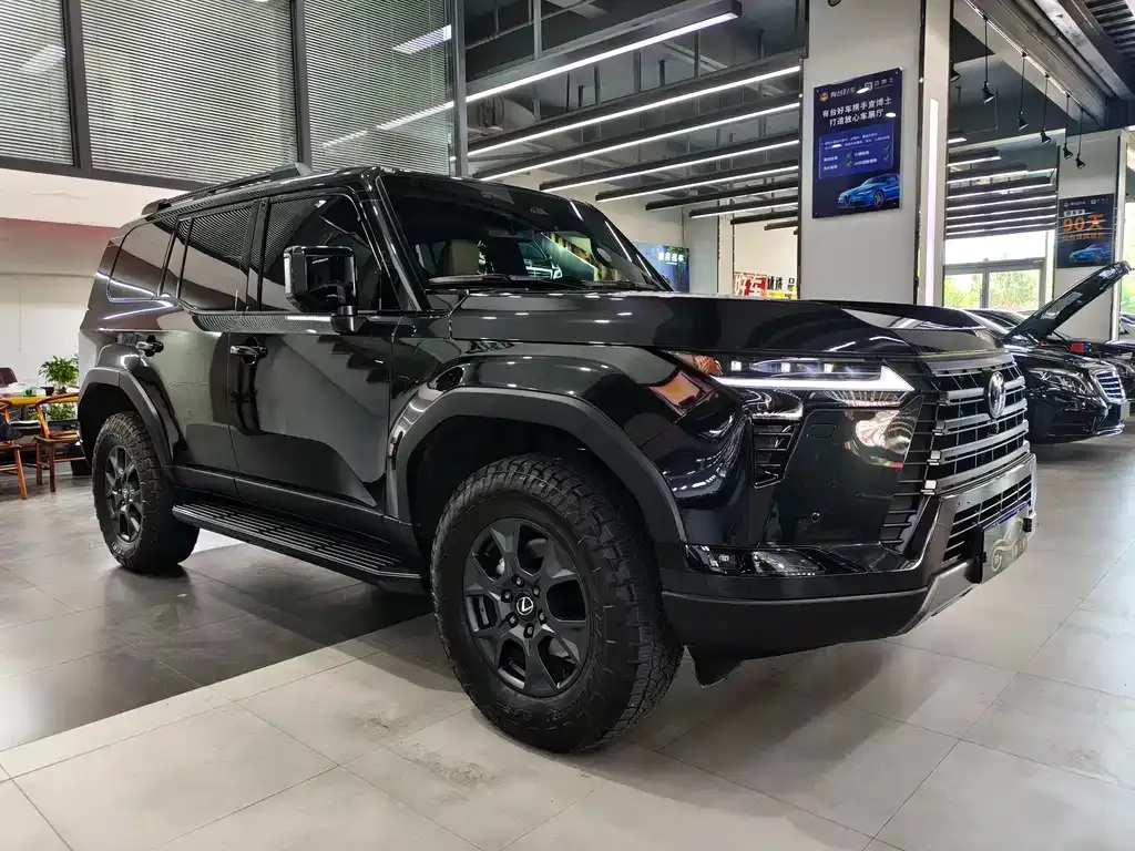 Lexus GX — фото 1