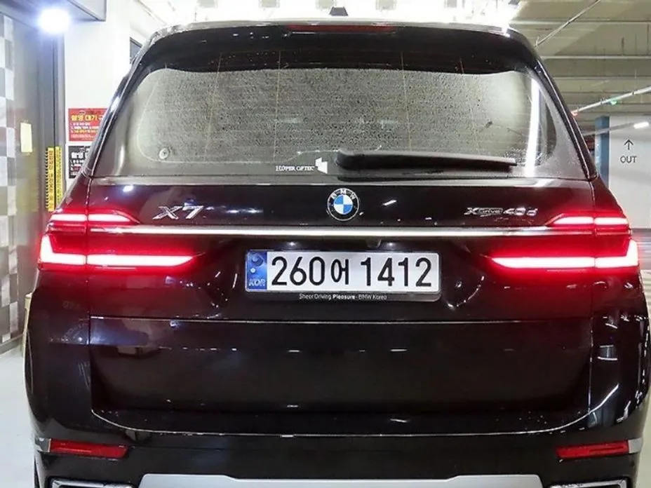 BMW X7 — фото 3